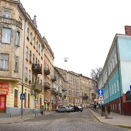 On Rappoporta 7a-4 * Lviv